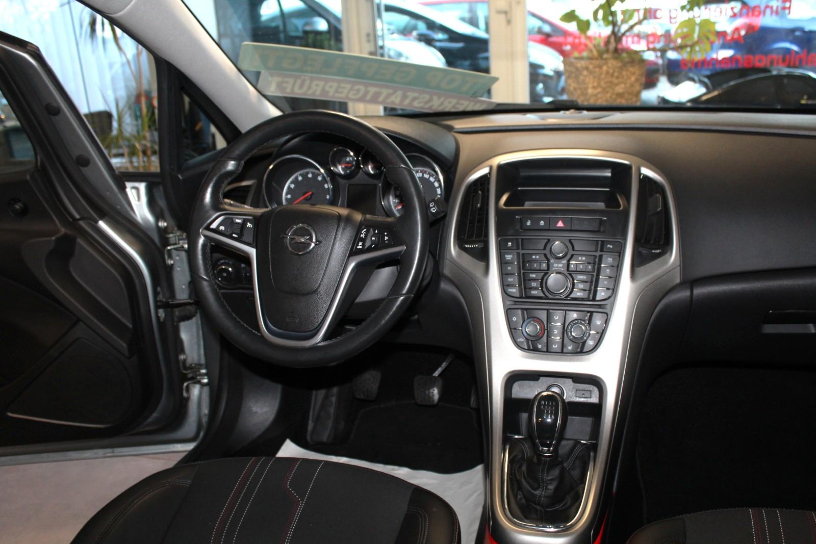 Opel Astra J Sports Tourer 150 Jahre Opel
