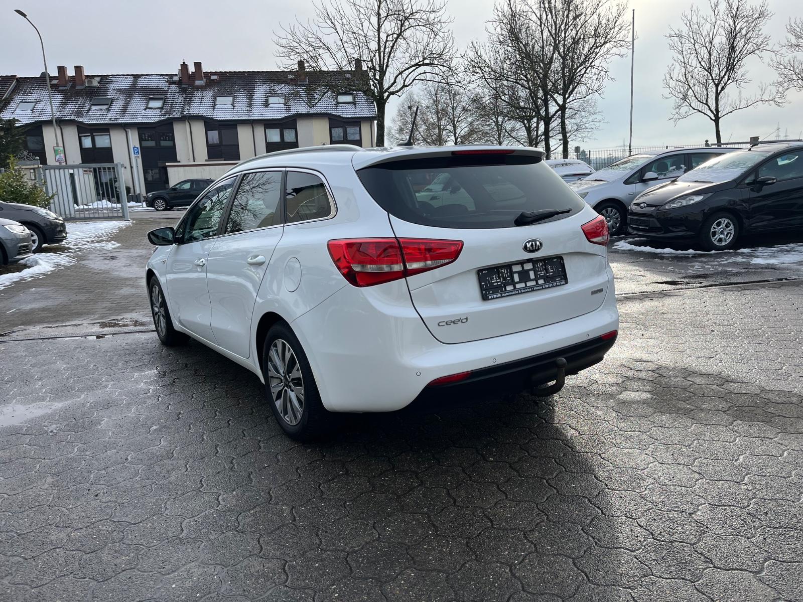 Kia ANDERE Ceed Sportswagon Dream Team-TOP ZUSTAND