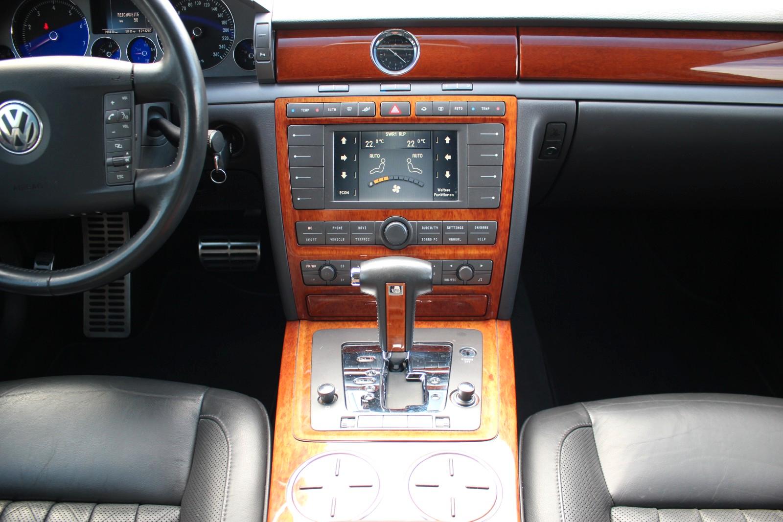 Volkswagen Phaeton V6 4Motion*NAVI*XENON*LEDER*PDC*4xSHZ*