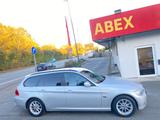 BMW 320d xDrive Touring Edition Sport NAVI PDC KLIMA - BMW 320 aus 2011: Kombi, 320d