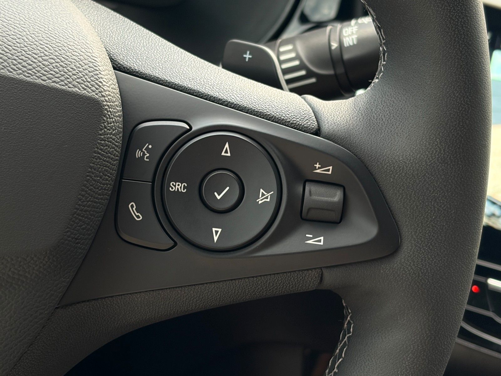 Fahrzeugabbildung Opel Corsa F GS 1.2 Turbo ACC LHZ LED Navi CarPlay