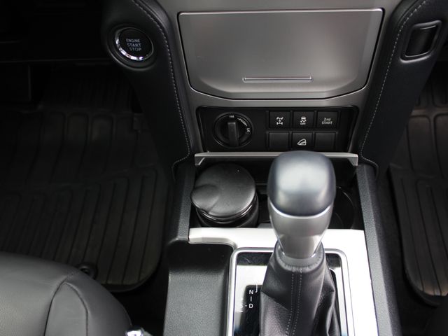 Land Cruiser 2,8 3-t. AHK*Leder*wenig Kilometer