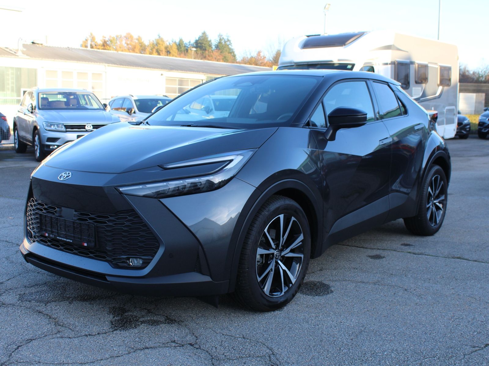 Toyota C-HR - 1
