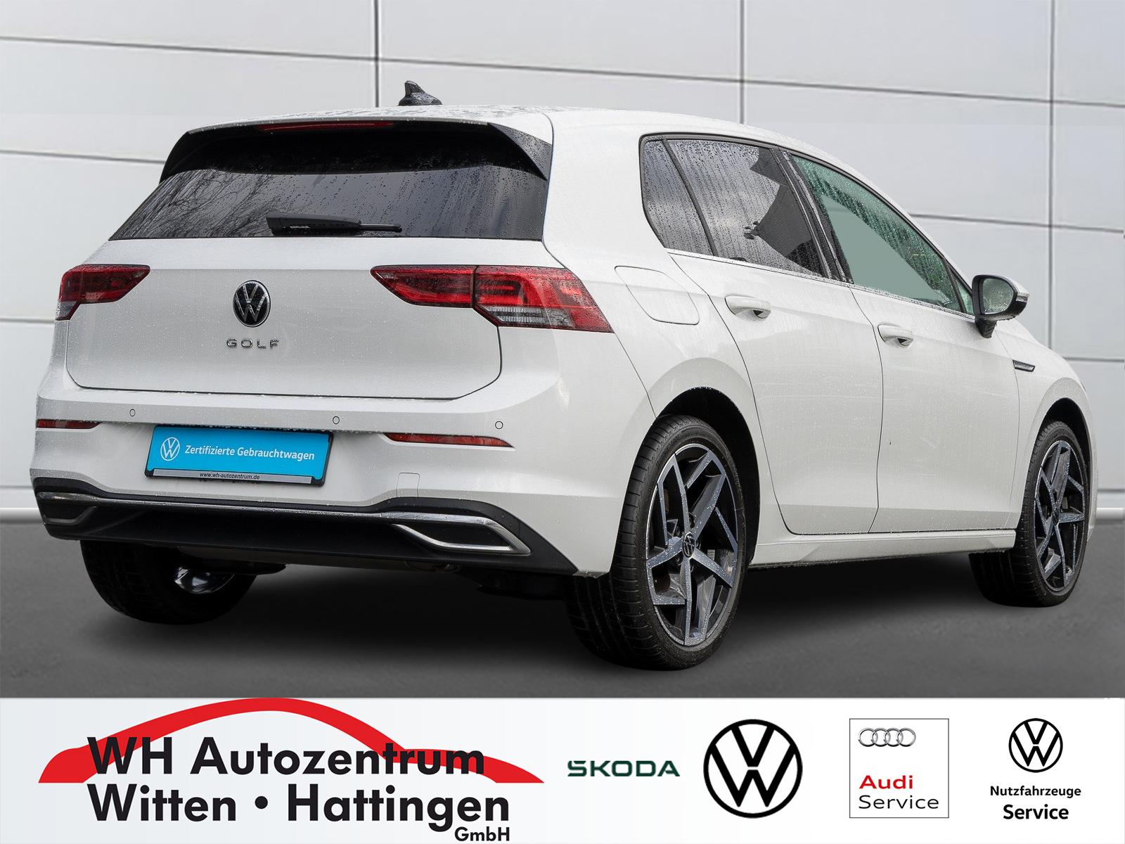 Volkswagen Golf VIII 1.5 TSI Style STANDHZG AHK NAVI LED HU