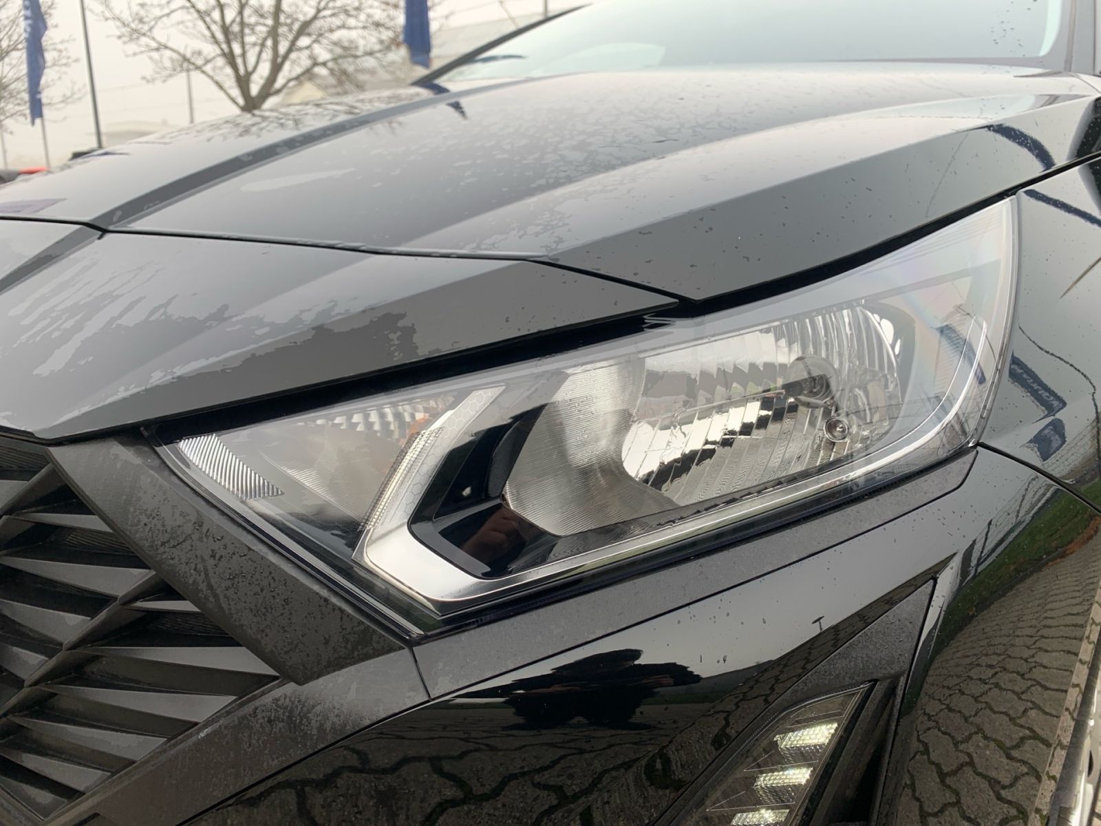 Fahrzeugabbildung Hyundai i20 FL 1.2 Select Navi Kamera Funktion Paket