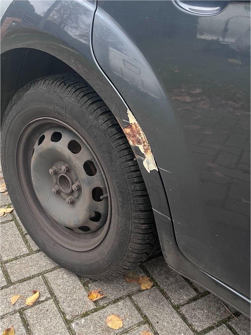 Ford Focus 2010 — photo 10