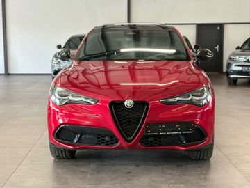 Alfa-Romeo Stelvio - 2