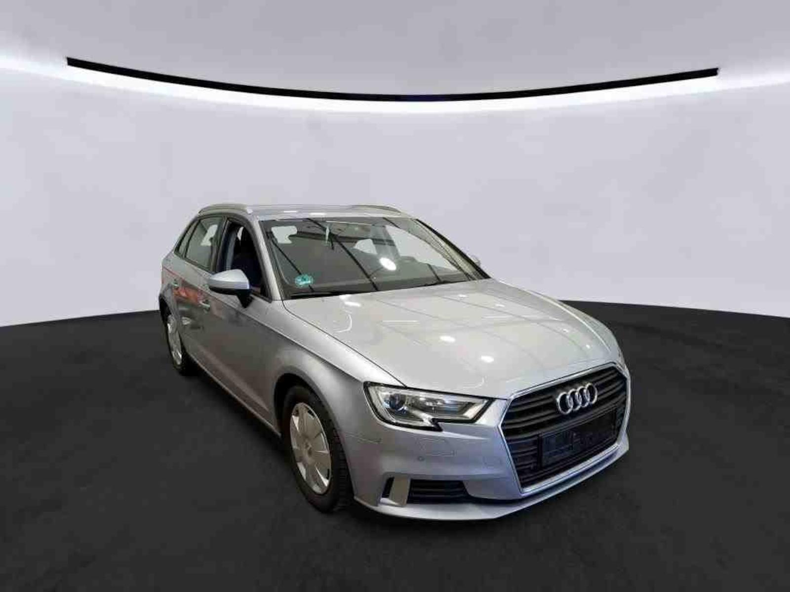Audi A3 35 TDI Sportback Sport*NAVI*PDC*SITZ-HZG*
