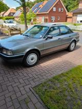 Audi 80 , Oldtimer - gebrauchte Audi 80 aus dem Jahr 1992