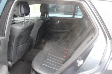 Mercedes E 250 - 10