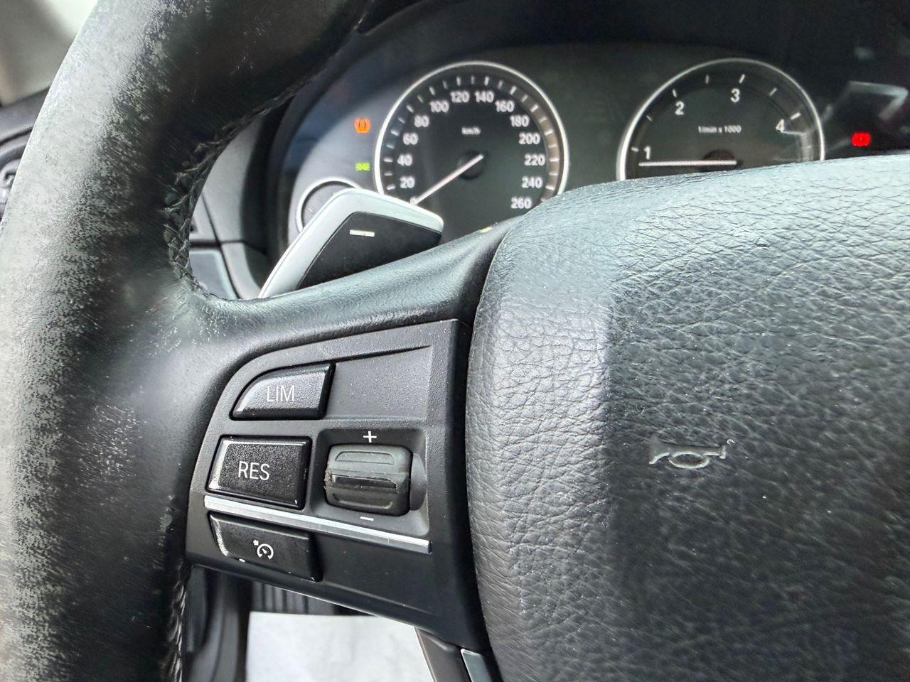 BMW 520 2011 — photo 13