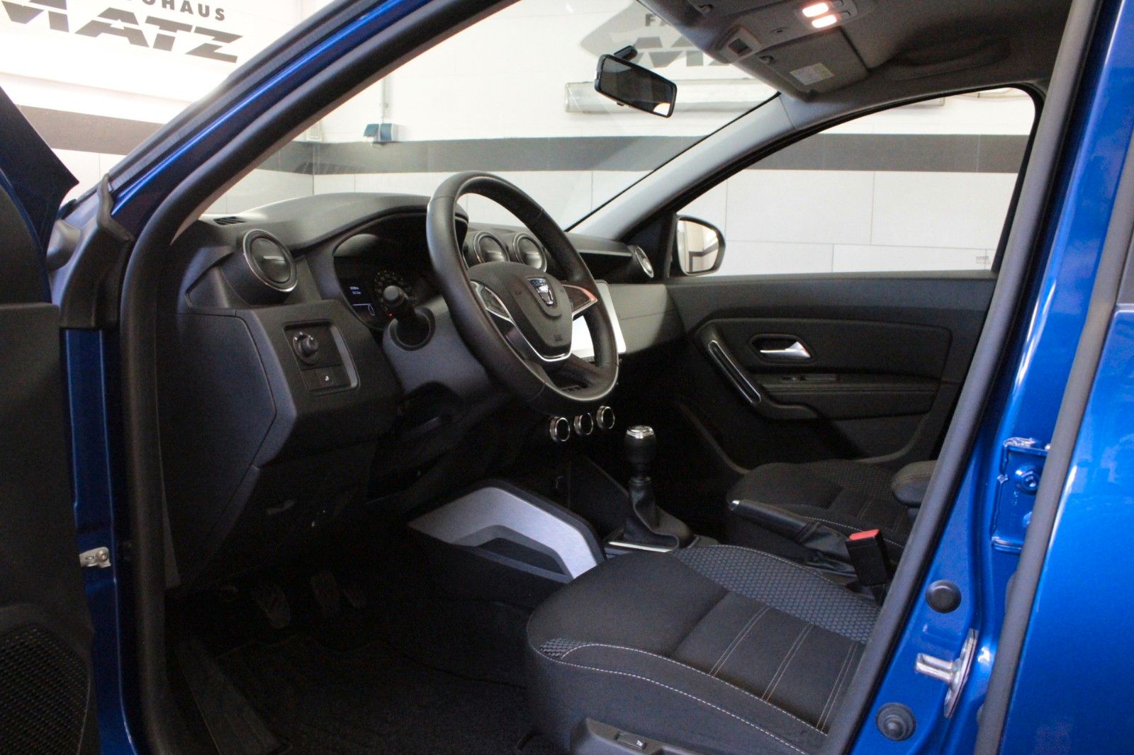 Fahrzeugabbildung Dacia Duster TCe 150 4x4 Prestige  Allrad