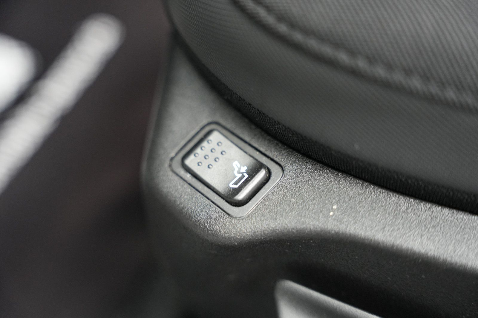 Fahrzeugabbildung Jeep Renegade S Plug-In-Hybrid 4xe *Panorama*Navi*SHZ
