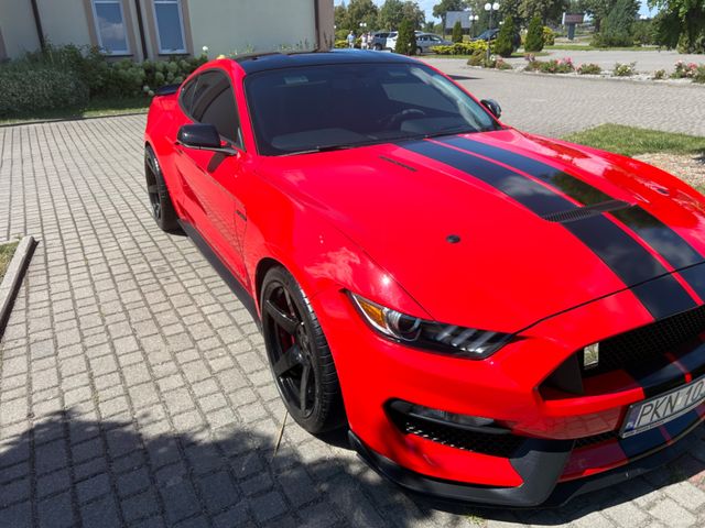 Ford Fort mustang gt350 5.2 shelby