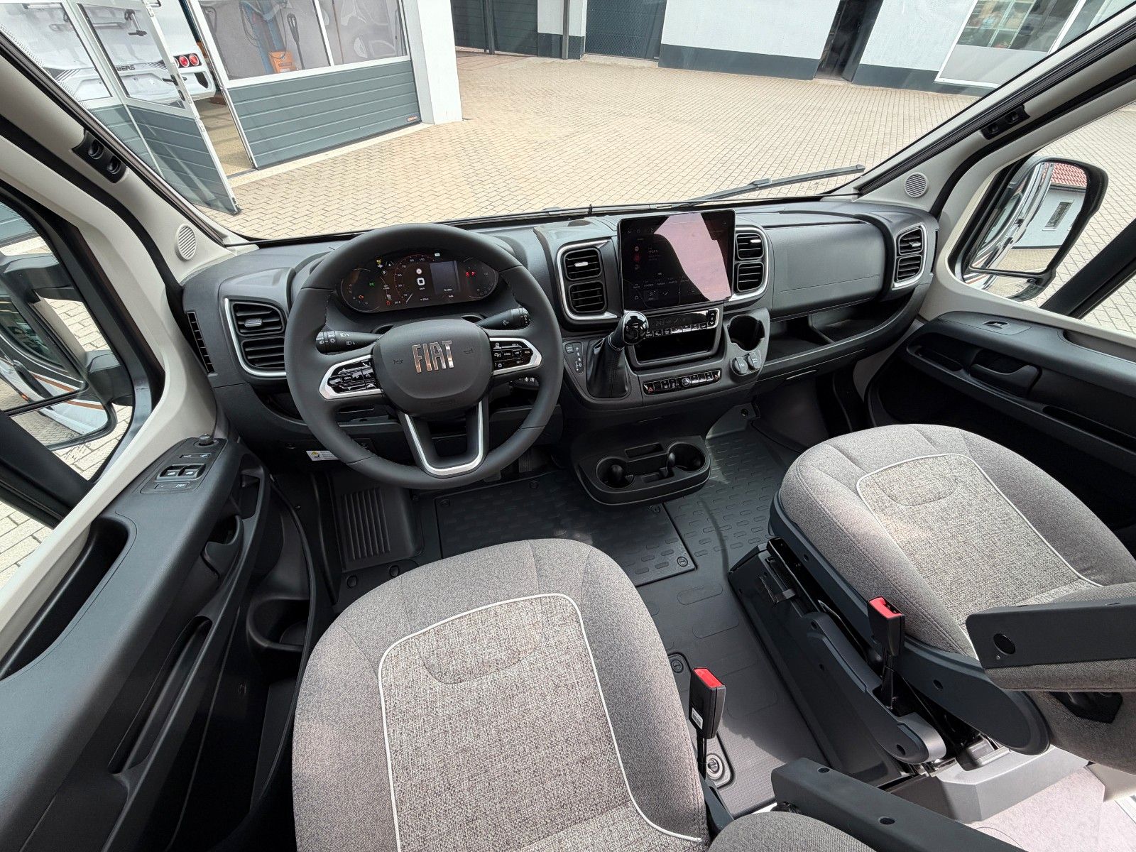 Fahrzeugabbildung Malibu Van diversity GT skyview 640 LE K