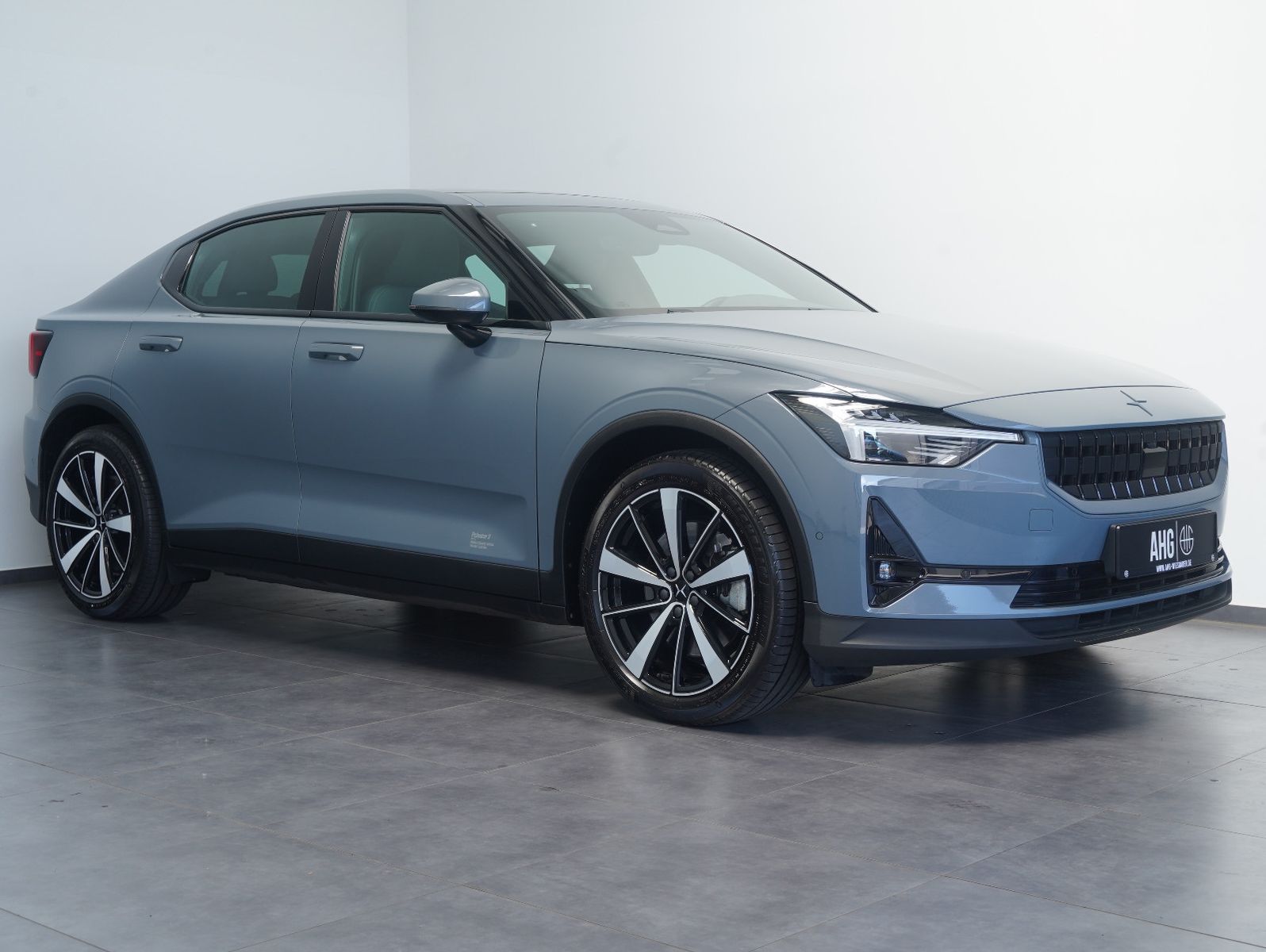 Fahrzeugabbildung Polestar 2 Long Range Dual Motor AWD 78kWh PILOT/PLUS/SOH