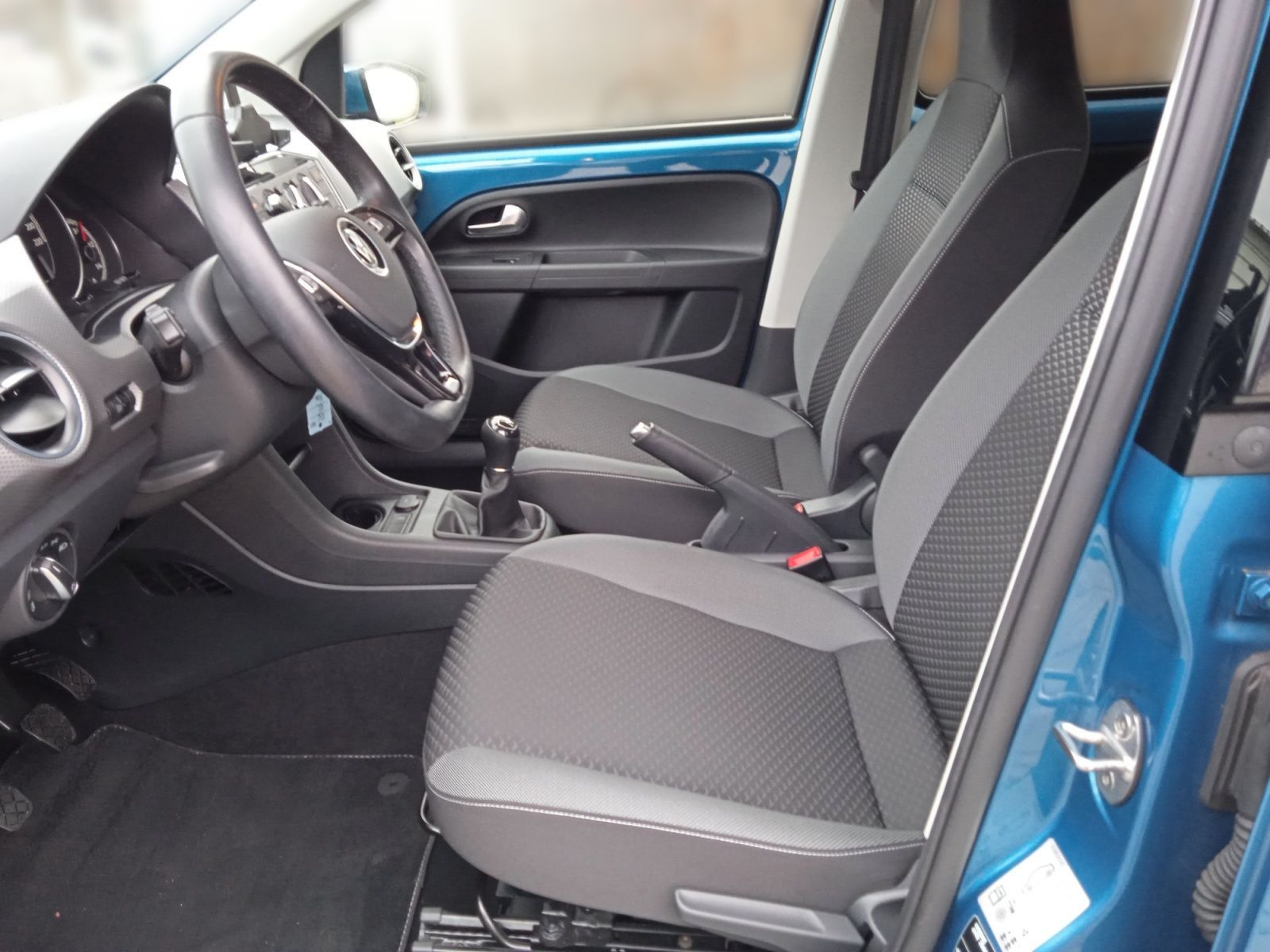 Volkswagen up! - Bild 14