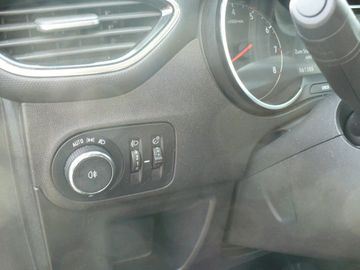 Bild 10 Opel Crossland (X) Crossland 1.2 Turbo 96kW Automatik Navi Kamera