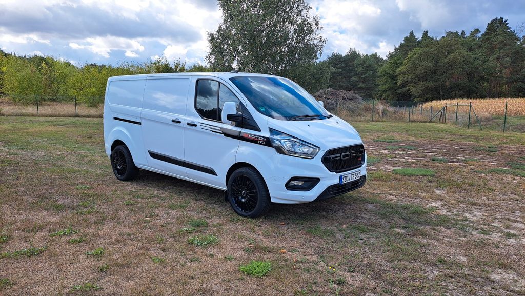 Image of Ford Transit Custom