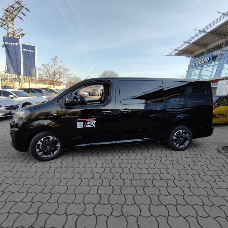 Fahrzeugabbildung Opel Zafira Life Tourer L 2.0D Aut.+Leder+Standh+Kame