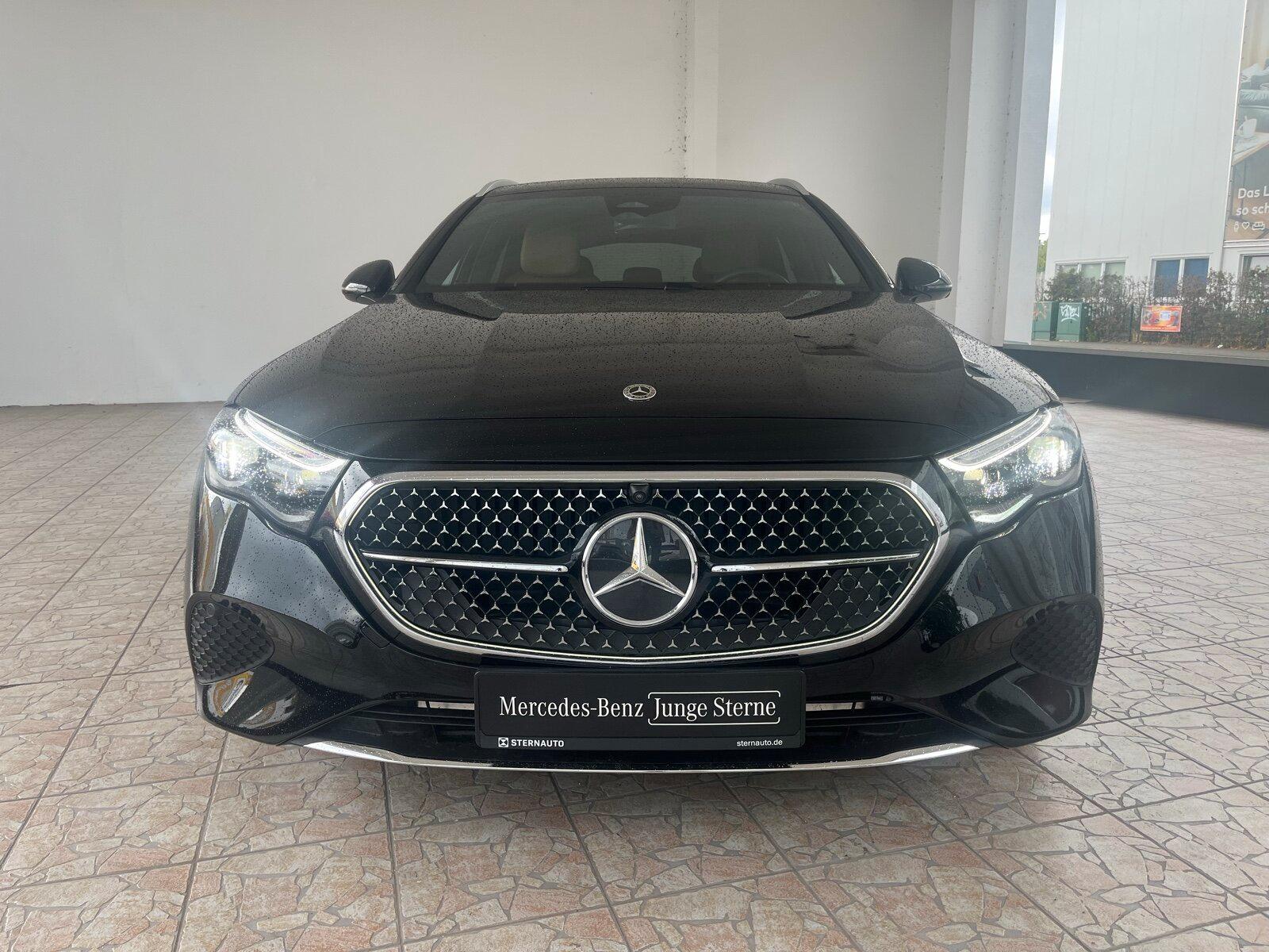 Mercedes-Benz E 220 d T AVANTGARDE/Distronic/Memory/Kamera/AHK