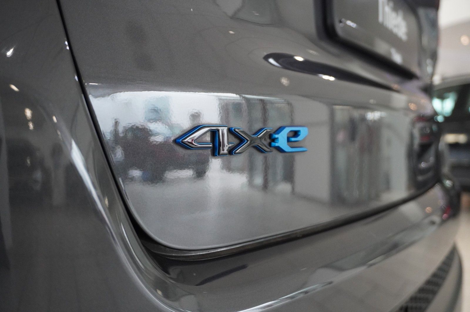 Fahrzeugabbildung Jeep Compass 1.3 4X4 HYBRID NAVI/LED/KAMERA/VIRTU/DAB