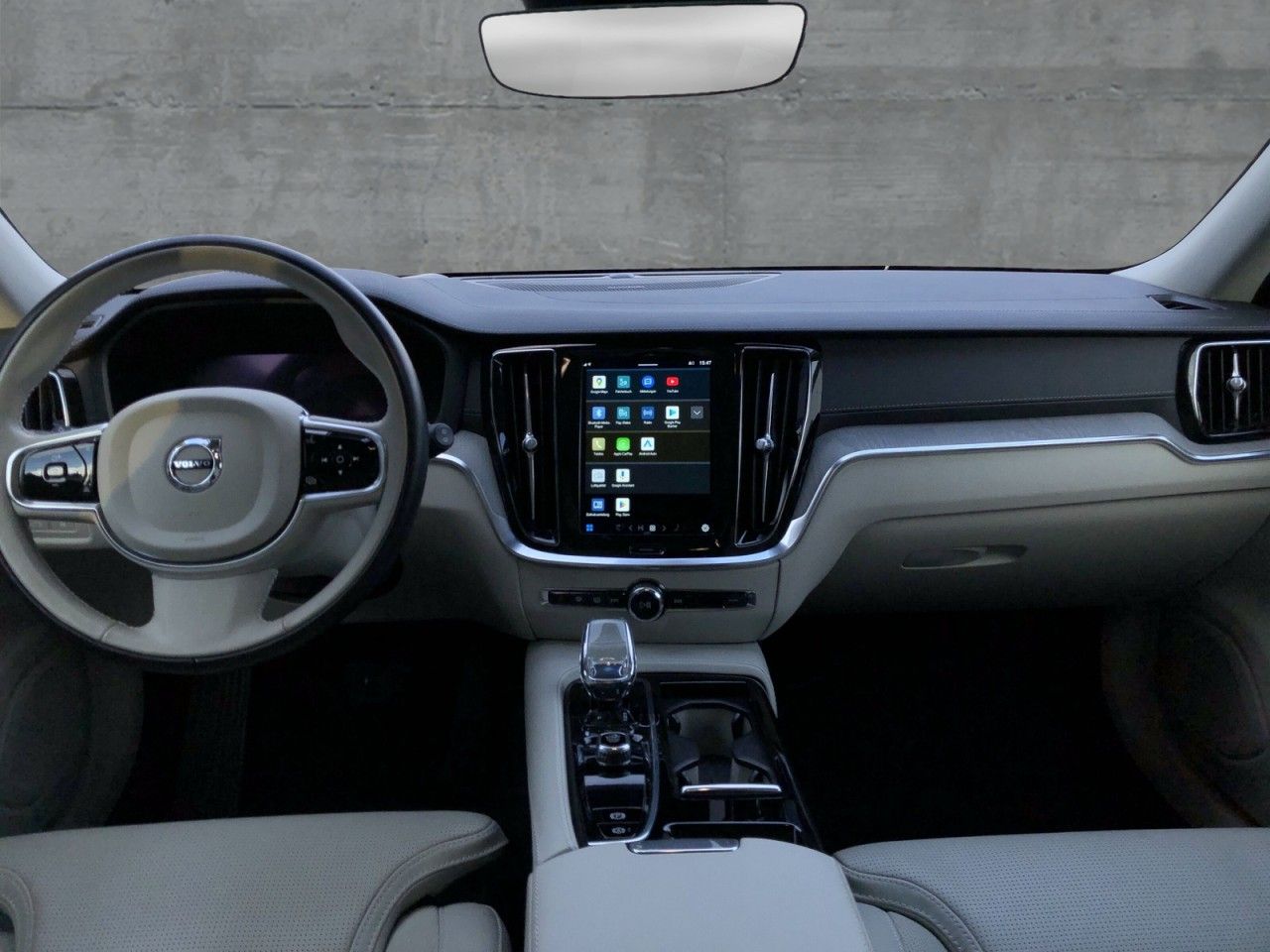 Volvo V60 T8 Twin Engine AWD Ultimate Dark Plug-In foto 10