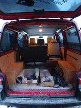 Volkswagen T4 Caravelle 2,5-l-Diesel TDI 75kW Standard - rote Volkswagen T4 Caravelle