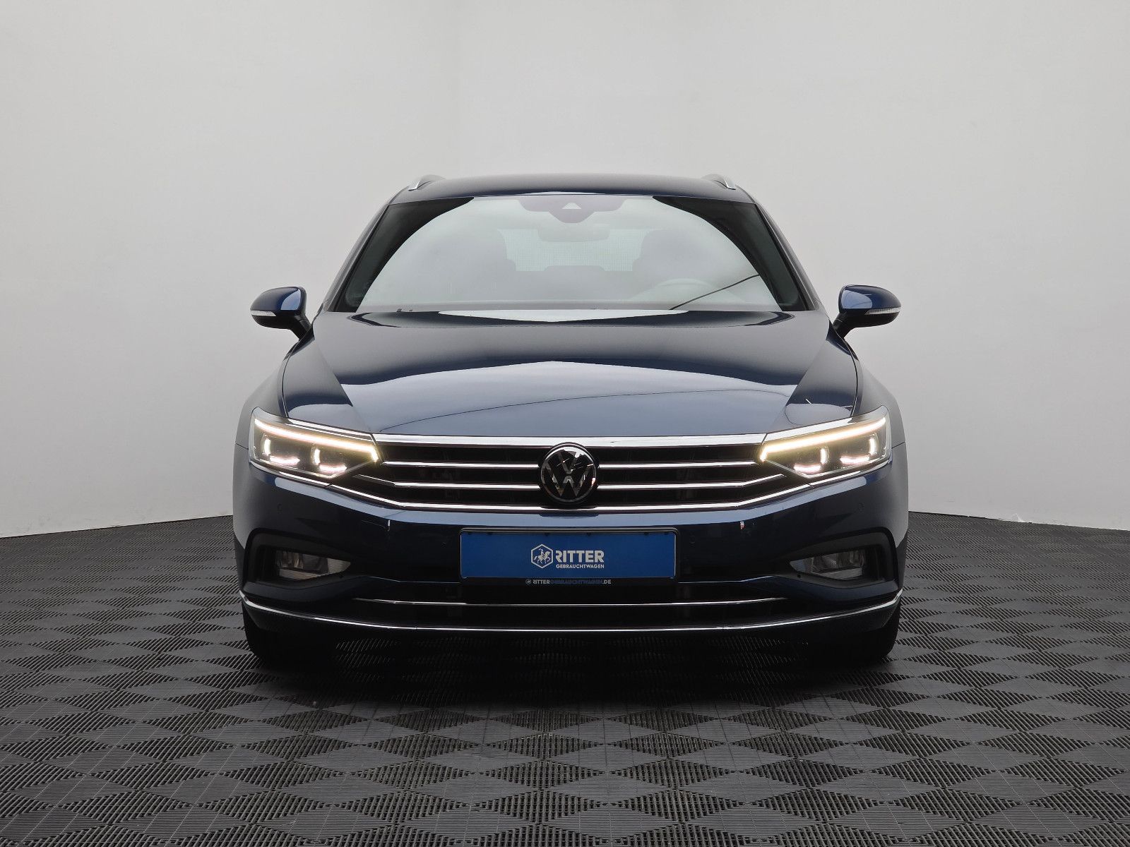 Volkswagen Passat 2.0 TSI Elegance 4Motion Style AHK LED imagem 3