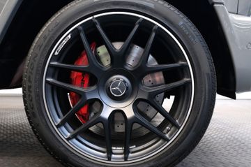 Fahrzeugabbildung Mercedes-Benz G 63 AMG/CARBON/2xNIGHT/MANUFAKTUR/KREIDE GRAU