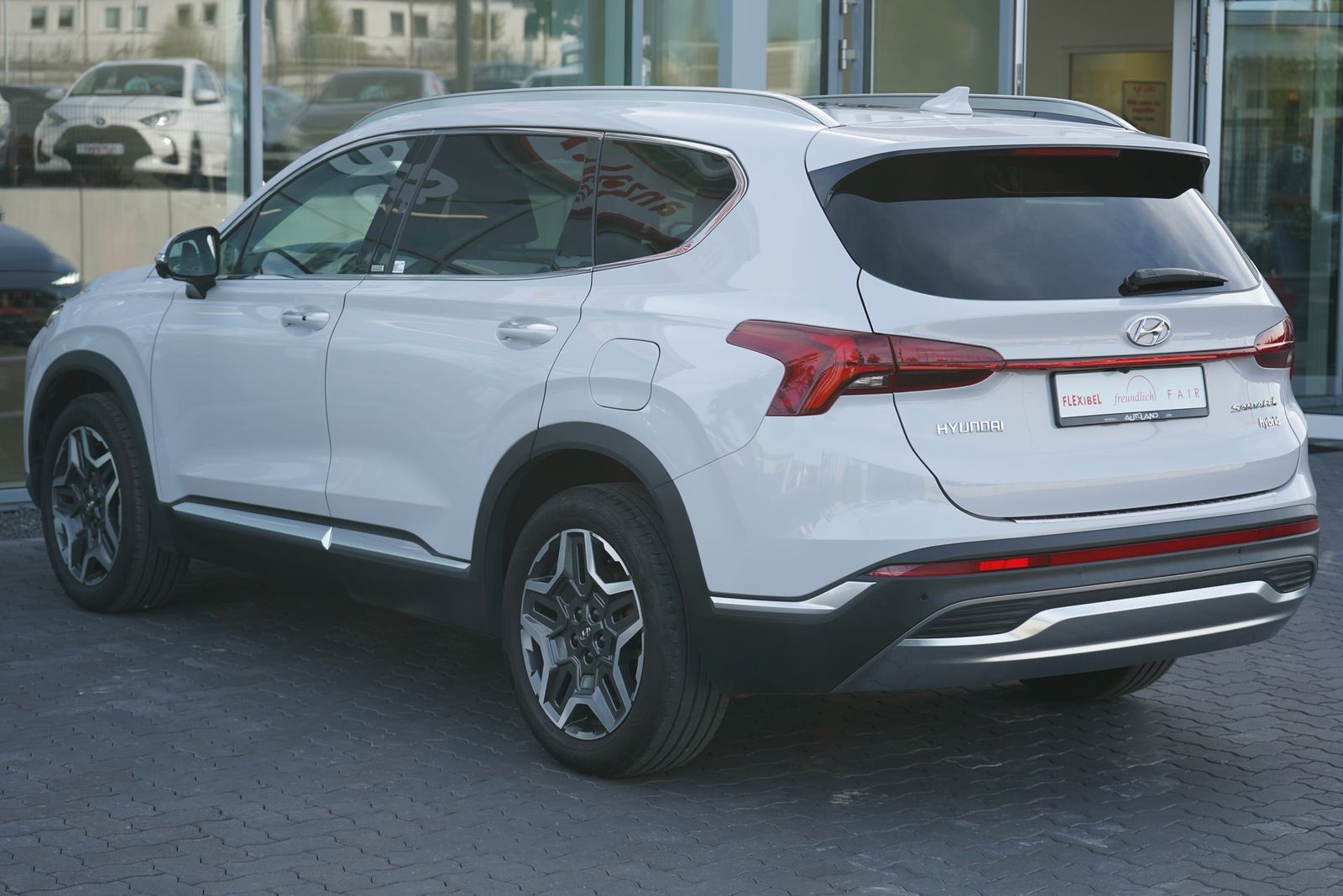 Hyundai Santa Fe 1.6 HEV 4WD LED Navi ACC Totwinkel 360° imagem 2