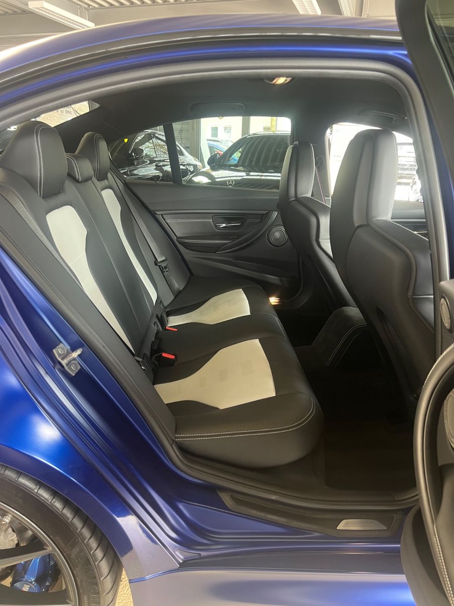 Fahrzeugabbildung BMW M3 CS F80 1of1200 *FROZEN DARK BLUE*DEUTSCH*