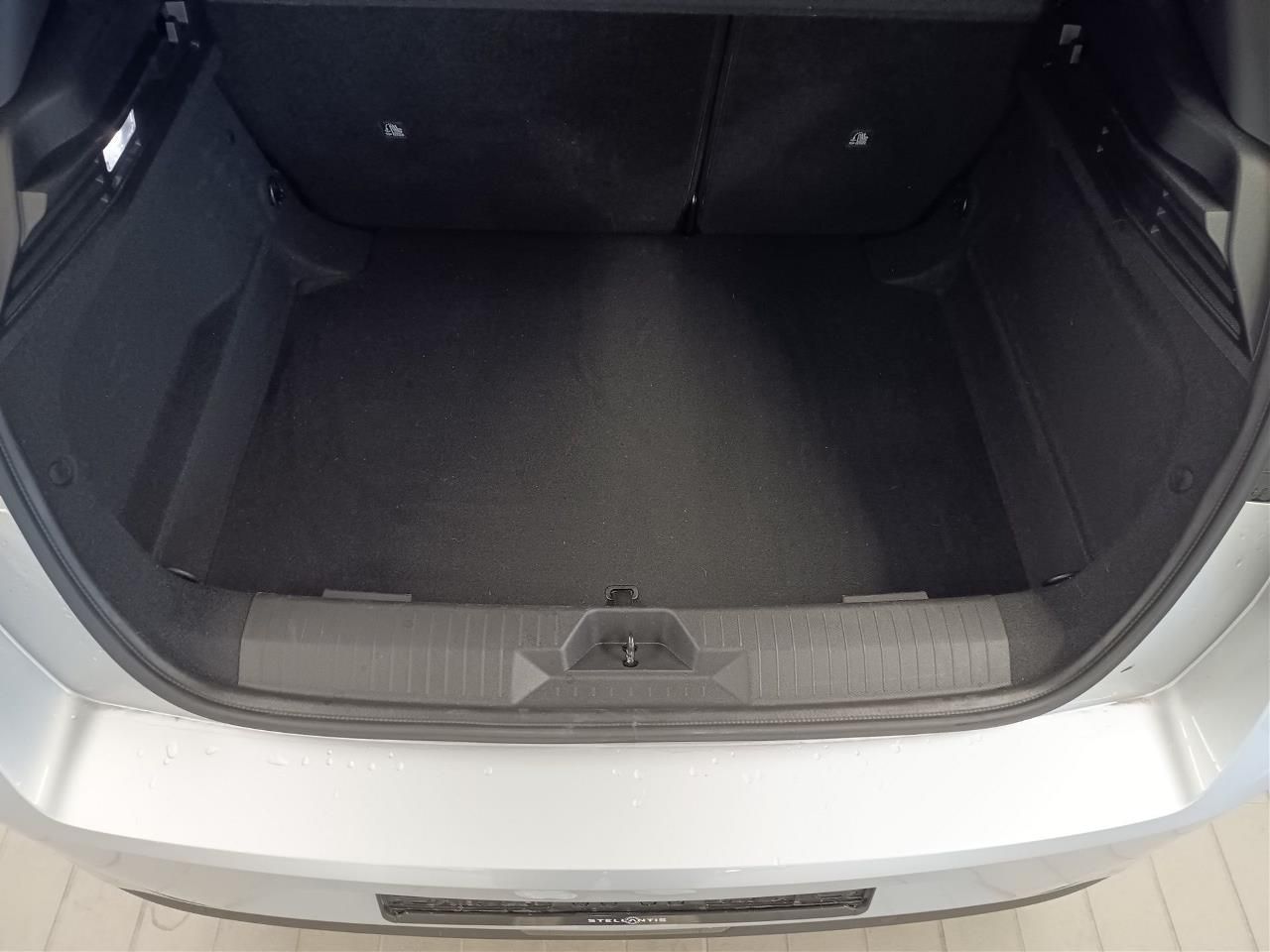 Fahrzeugabbildung Opel Astra L 5-trg. Edition 96 KW