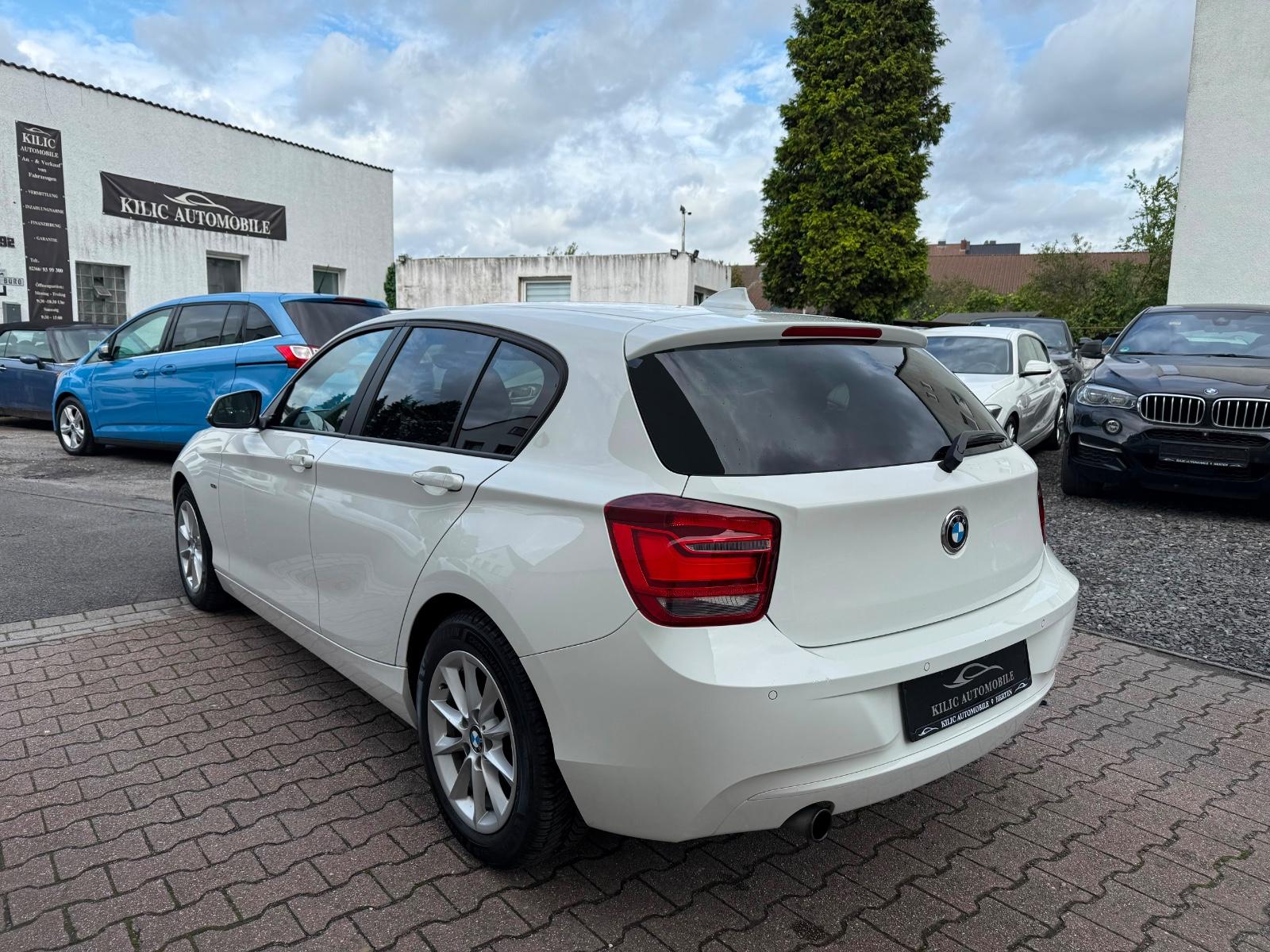 BMW 118 i Automatik*2.Hand*BiXenon*Navi*Kamera*AHK