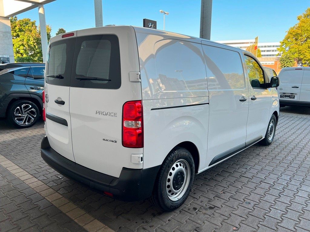 Fahrzeugabbildung Toyota Proace L1 Kasten Electric Meister 75kWh NAVI