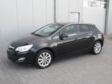 Opel Astra J Lim. 5-trg. 150 Jahre Opel*PDC*AHK*Tempo - Opel Astra mit Benzin-Antrieb: 150 Jahre