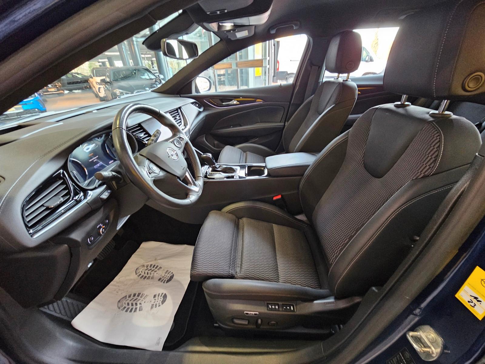 Opel Insignia B ST 2.0 Elegance Massage ACC AHK