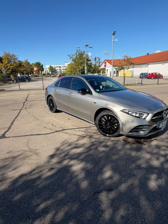 Image of Mercedes-Benz A 250