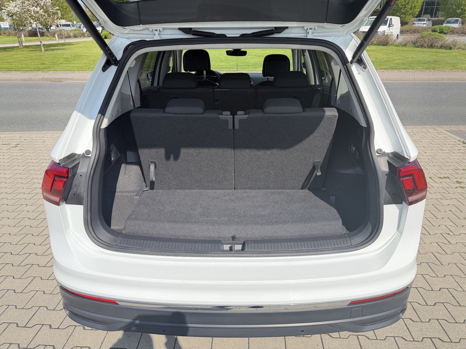 Volkswagen Tiguan Allspace 2.0 TDI Life 4Motion Navi+Ahk foto 15