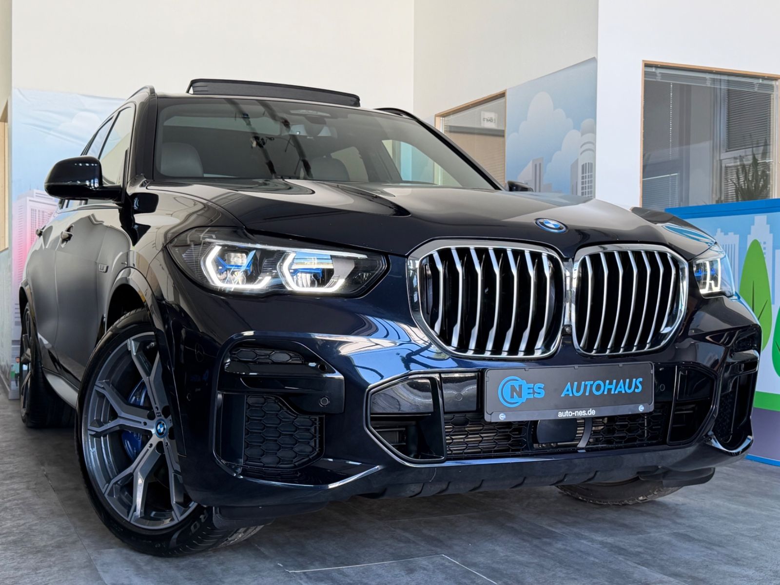 BMW X5 45e xD ACC*M SPORT*PANO*B&W*LASER*360*KEY*21' imagem 2