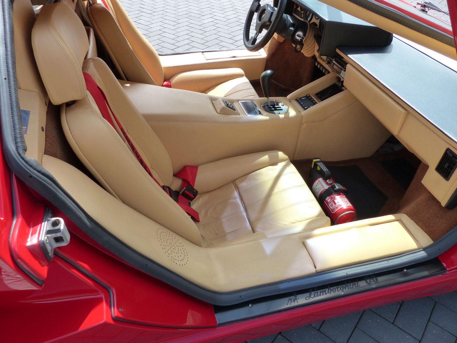 Fahrzeugabbildung Lamborghini Countach 25 th Anniversary