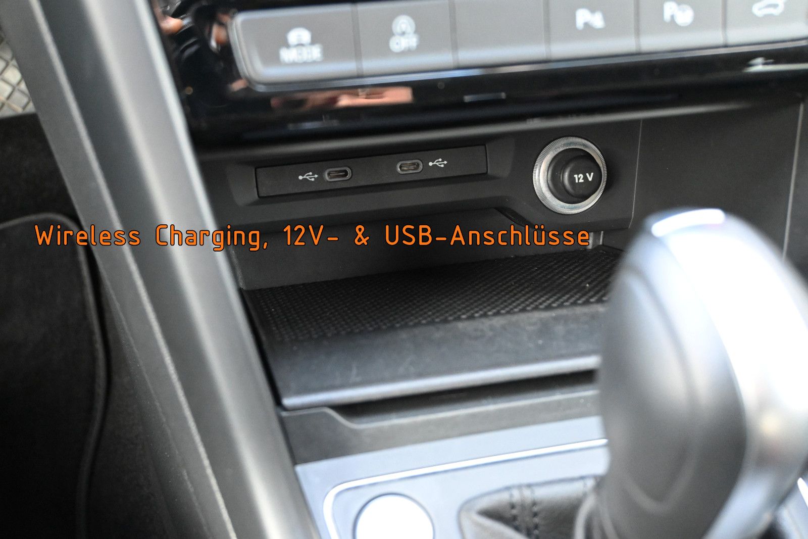 Fahrzeugabbildung Volkswagen Touran 1.5 TSI DSG °ACC°AHK°DYNAUD.°ERGO°STANDHZ