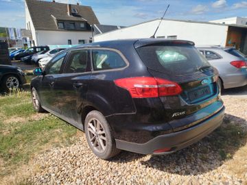 Ford Focus - 10