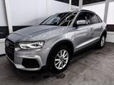 Audi Q3 BASIS 1.4TFSI AHK XENON TEMPOMAT SHZ PDC 1... - silberne Audi Q3