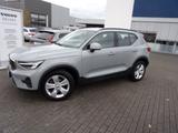 Volvo XC 40 T2 Essential 2WD - Volvo XC40 Essential mit Benzin-Antrieb
