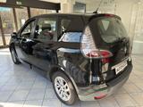 Renault Scenic III Paris*Ausstattungs-Paket: DeLuxe* - Renault Scenic Paris mit Benzin-Antrieb