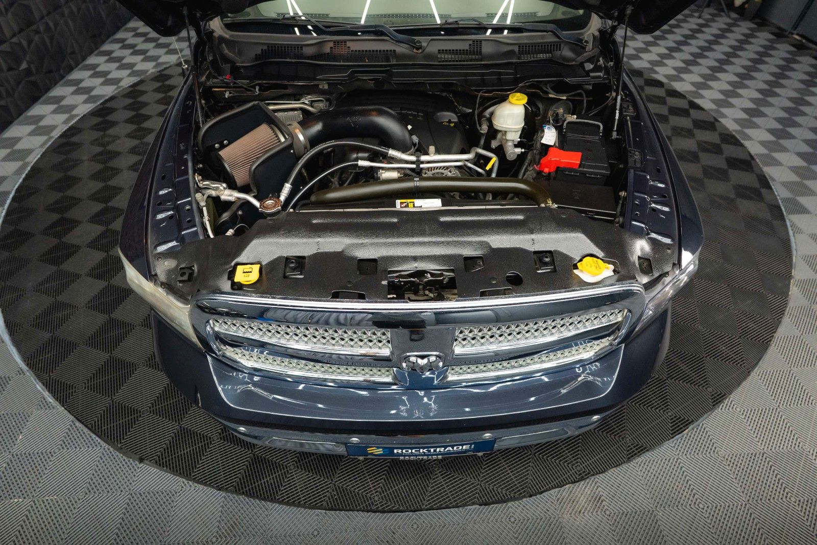 Fahrzeugabbildung Dodge RAM 5.7 V8 HEMI LPG PRINS | LONGBED | 20 Zoll
