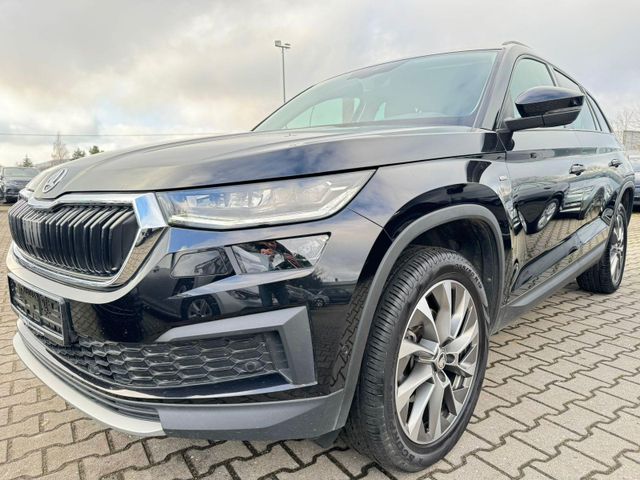 Skoda Kodiaq 2.0 TDI Clever 4x4 Kamera AHK ACC Navi