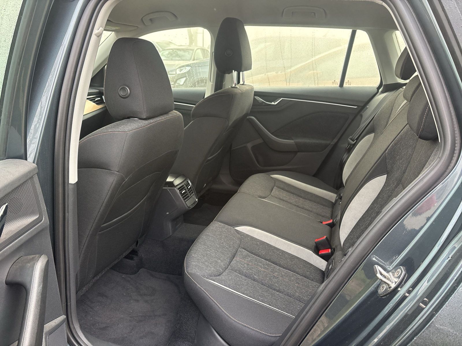 Fahrzeugabbildung SKODA Kamiq  1.0 TSI  Style Navi beh.Frontscheibe