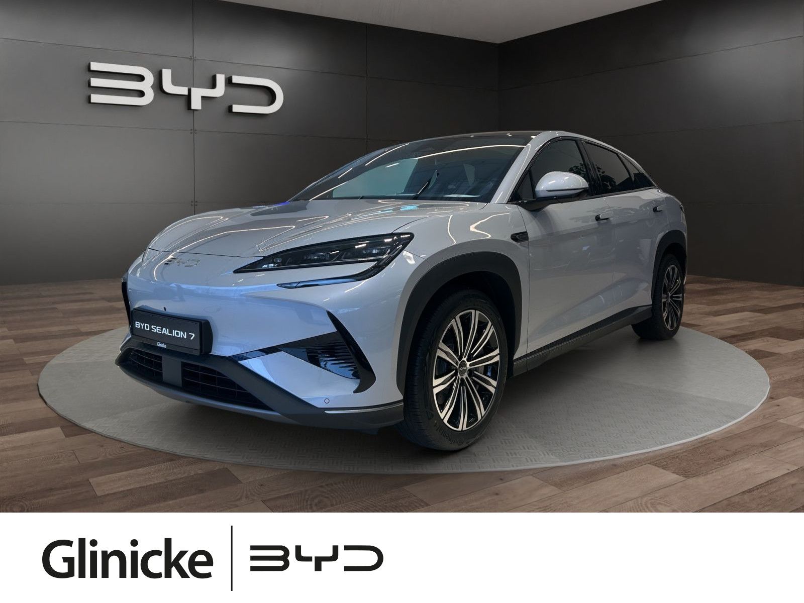 BYD SEALION 7